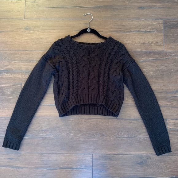 Lucca Couture Cropped Black Sweater - Picture 1 of 2